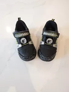 Jurassic World- Sneakers Kids- Black & Silver Light Up Shoes-US Toddler Size 8 - Picture 1 of 5