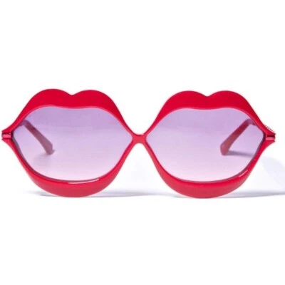 Gafas de sol Wildfox Lip Service con logotipo dorado lentes degradadas moradas Foto 1 de 4