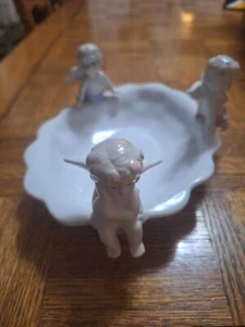 Ceramic White Bowl With Blue Ribbon & 3 Angels/ Cherubs By Cracker Barrel. - Picture 1 of 3