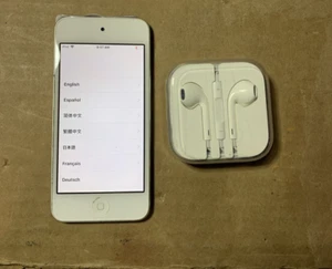 Apple iPod Touch 6a generazione 32GB - Argento (MKHX2LL/A) TESTATO/FUNZIONANTE - Foto 1 di 3