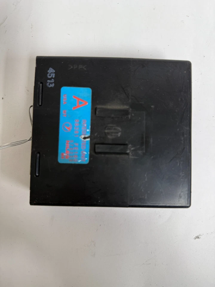 Módulo de control informático integrado Saab 9-2X 2005-2006 ECM 88281-FE160 OEM Foto 1 de 4