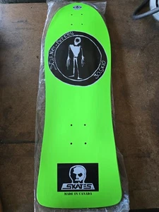 Skull Skates Duane Peters Deck - Cutaway Shape w/Classic Graphic - Picture 1 of 2