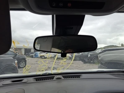 Espejo retrovisor atenuador manual Opt D31 se adapta a 13-23 MALIBU 3649820 Foto 1 de 4