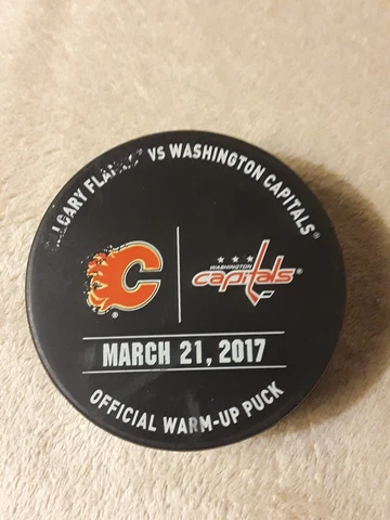 Washington Capitals NHL Official Game Used Hockey Puck Pregame W / Flames 2017 Cover