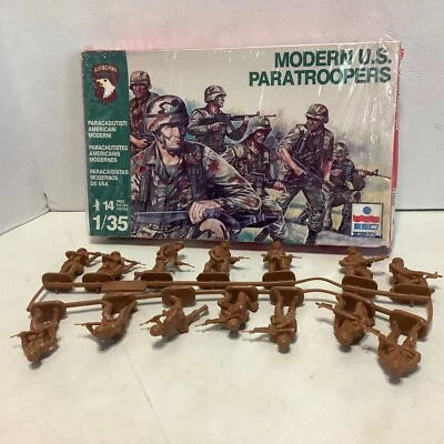 De colección ESCI ERTL Moderno Paracaidistas de Estados Unidos Escala 1/35 14 Figuras #5501 con Caja Foto 1 de 4