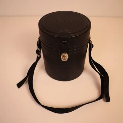 Nikon CL-74 Hard Lens Case for AF-S 28-70mm f/2.8D Nikkor w/ Strap - Image 1 of 4