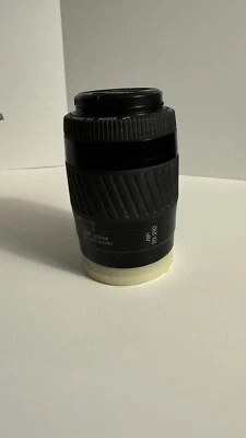 MINOLTA AF 70-210mm f/4.5-5.6 TELEPHOTO ZOOM LENS - Minolta AF / Sony A  - Image 1 of 4