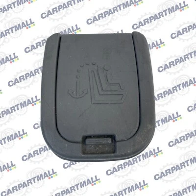 2006-2011 Kia Rio5 Rear Seat Child Anchor Cap Lid Cover Trim Bezel OEM — 第 1/4 张图片