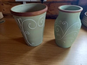 2 x Vintage Denby Ferndale sage green Large stoneware Vases - 8" Tall - Picture 1 of 11