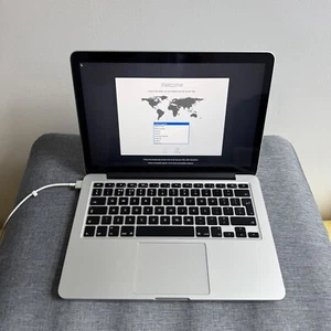 Apple MacBook Pro Retina 13-inch Early 2015 2.7GHz 8GB RAM 256GB - A1502 Silver - Afbeelding 1 van 13