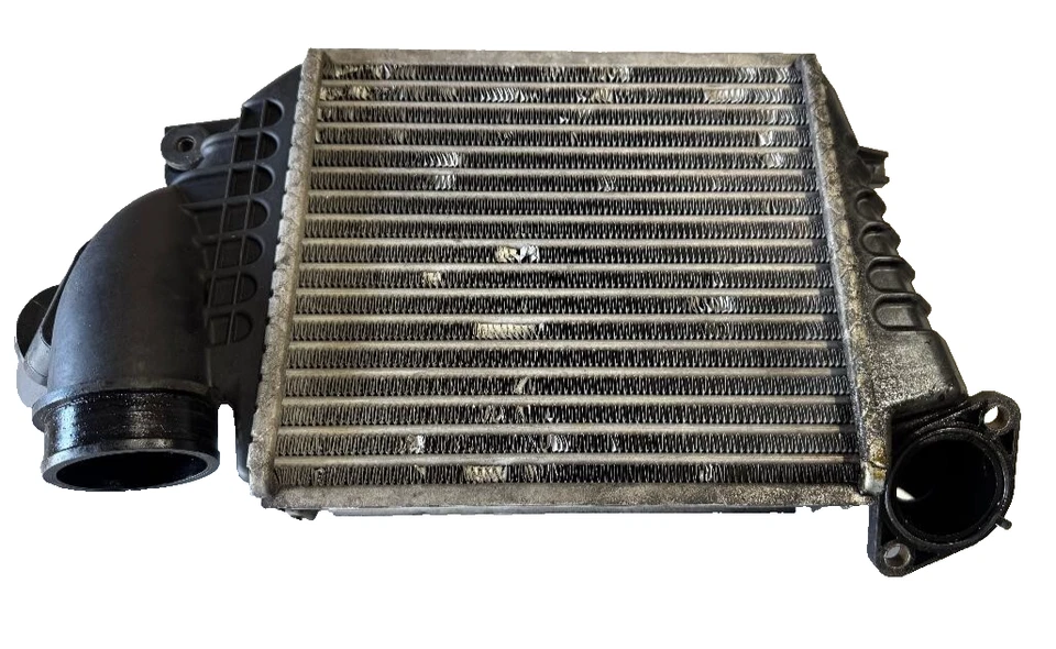 2005/2006 SUBARU LEGACY GT AT TURBO INTERCOOLER PART NUMBER SIC-TM0130 OEM USED - Image 1 of 4