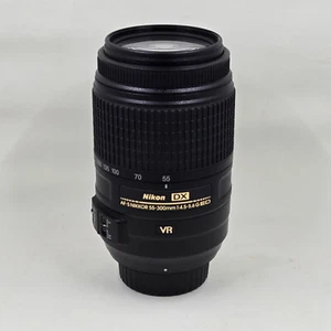 Nikon AF-S Nikkor 55-300mm f/4.5-5.6G ED Lens - Picture 1 of 15