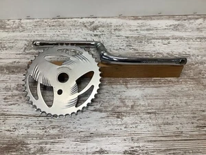 Mongoose Mid School Crank Sprocket Pedals - Picture 1 of 13
