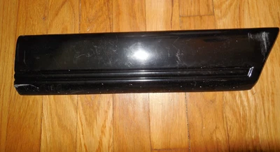 Ford Mustang GT 1985 1986 original usado guardabarros delantero moldura diestro Foto 1 de 4