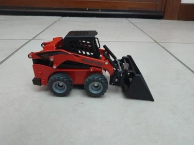 SIKU 1/32 MANITOU 3300V SKID STEER LOADER CON SCATOLA.  - Immagine 1 di 4