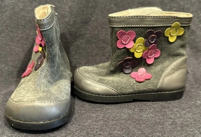 See Kai Run Toddler Girls Gray Boots with Flowers Size 6 - Image 1 of 4