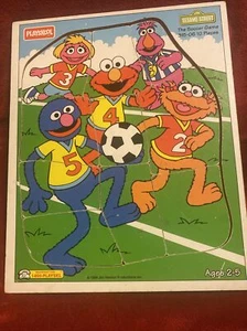 VTG 1994 Sesame Street Wooden Puzzle The Soccer Game 10 pieces Ages 2-5 315-06 - Picture 1 of 3