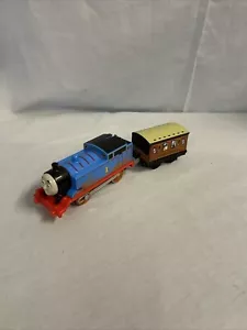 2013 Thomas The Tank Trackmaster Motorised Toy Train Engine & Carriage - Picture 1 of 4
