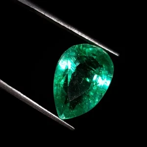 Natural Green Colombian Emerald Loose Gemstone 9.07 Ct Pear Shape A+ Quality Gem - Picture 1 of 9