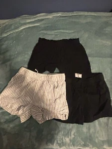 Lot Of 3 Pair Old Navy Pull On Shorts. Size 10/12 - Picture 1 of 7