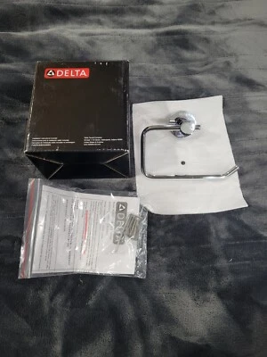 NEW Delta Bathroom Toilet Paper Tissue Holder in Polished Chrome Simple Roll - Image 1 of 4