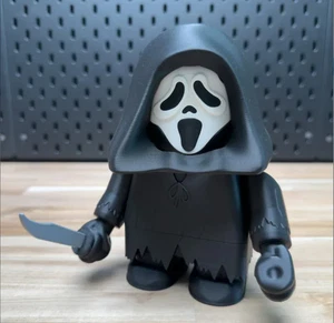 3D Printed Ghostface Medium Scale 6"- 8" Chunk - Picture 1 of 3