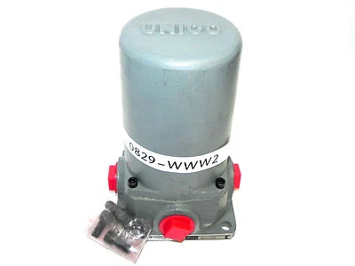 NEW UNICO 300-299 TACHOMETER FLANGE MOUNTED NEW S/N: 735667 - Image 1 of 4