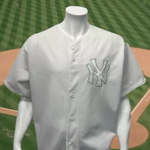 Maglia Majestic Autentica New York Yankees Bianca Argento Made in USA 2X XXL - Foto 1 di 12