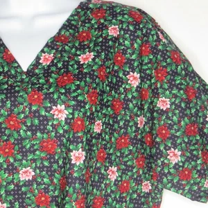 Handmade Large Scrub Top Red Pink Pointsettia Leaves Black 2 Pockets 46" - Picture 1 of 6