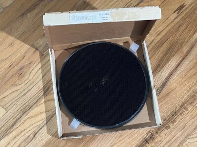 Speedotron 20 and 35° Honeycomb Grid Set for 11.5" Reflector - Image 1 of 4