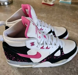 2013 - Nike Flight 13 Vivid Pink Wolf Grey Sneakers  #579961-007  Men's Size 10  - Picture 1 of 12