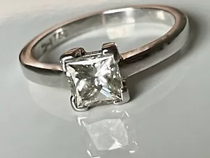 RING mit 1,12 KARAT Natur DIAMANT PRINCESS CUT 750 /18 KARAT GOLD WERT 12500,- - Bild 1 von 11