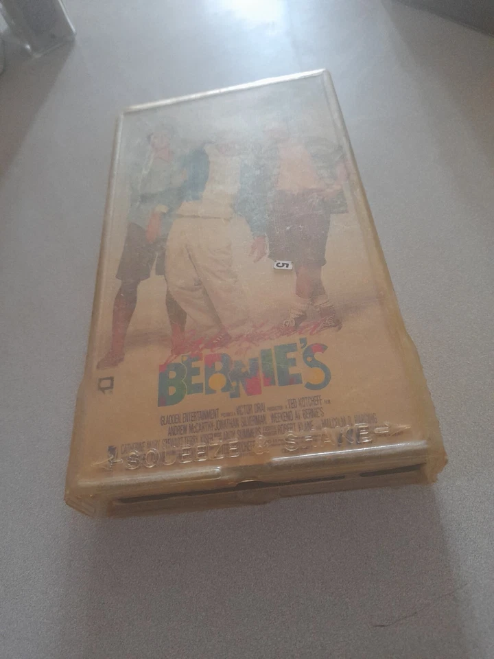 Weekend At Bernie’s (VHS, 1989), Andrew McCarthy, Jonathan Silverman - Image 1 of 1