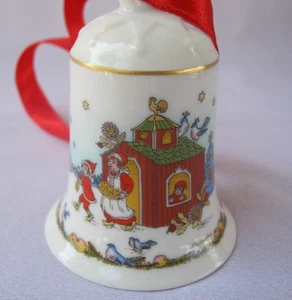 Hutschenreuther 2003 Christmas NORTHERN FOREST Porcelain Bell Ornament Germany - Picture 1 of 12