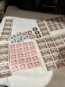 Vintage Lot von 98 Kanada Briefmarken ungebraucht  - Bild 1 von 5