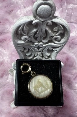 Colgante HERMES Corozo Top Baige Oro Vintage Foto 1 de 4