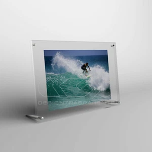 Cornice portafoto da tavolo cm 15 in plexiglass sostegni in metallo - Foto 1 di 10
