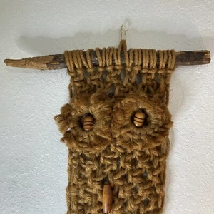 "Búho macramé vintage colgante de pared ojos de madera de yute marrón 26""x 16" - Imagen 1 de 8