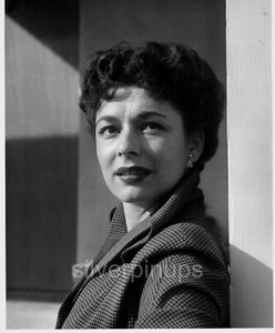 Orig 1950 RUTH ROMAN Candid Close-up.. DBW GLAMOUR Portrait by BOB BEERMAN - Picture 1 of 2