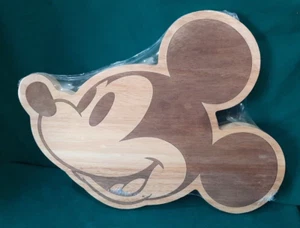Disney Mickey Face Wooden Cutting/Serving Board NIP - Picture 1 of 3