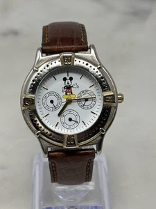 Hergestellt exklusiv The Disney Store Mickey Silber & Gold Chronograph Uhr DS-313 - Bild 1 von 18