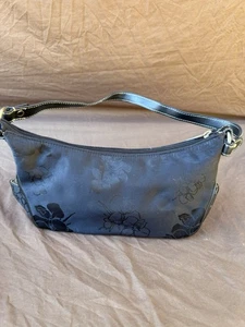 VTG Y2K Villager Liz Claiborne Black Nylon Embossed Baguette Shoulder Bag Purse - Picture 1 of 8