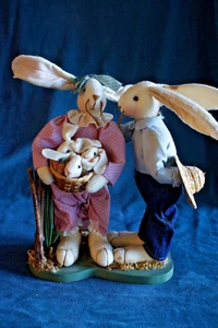 Vintage Osterhase Paar 13 Zoll mit Wurf von Babys Tischstück Display - Bild 1 von 8