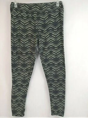 Leggings LuLaRoe Altos y Curvilíneos Verde, Gris y Negro Chevron Diseño Ondulado Foto 1 de 4