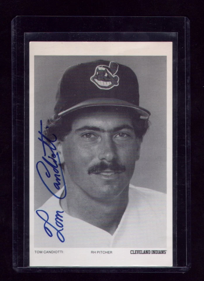 复古 20 世纪 80 年代克利夫兰印第安人汤姆·坎迪签名棒球队照片 — 第 1/1 张图片