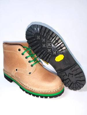 Lo Scarpone Lucano In Pelle Vacchetta tipo Vinci Con Fondo Vibram per cacciatori - Immagine 1 di 4