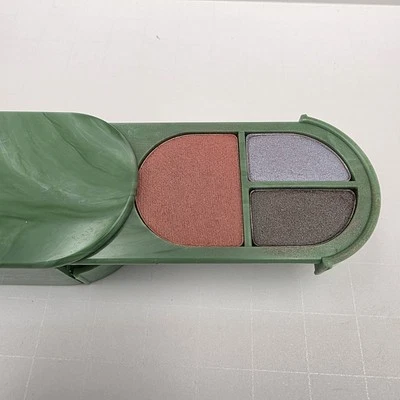 CLINIQUE High Impact Shadow Duo THE BLUES pó transparente POSY BLUSH mini viagem - Imagem 1 de 4