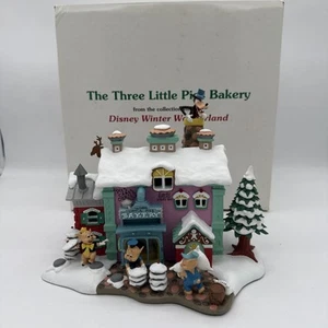 The Danbury Mint - Disney Winter Wonderland-3 Little Pigs Bakery-1996 -figurine - Picture 1 of 9