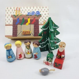 Vtg FIG TWIG Twas the Night Before Christmas Wooden Hinged Box Peg People Scene - Picture 1 of 11