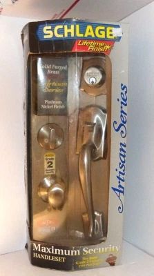 Cerradura de manija de puerta con acabado de níquel platino serie artesanal Schlage Foto 1 de 4